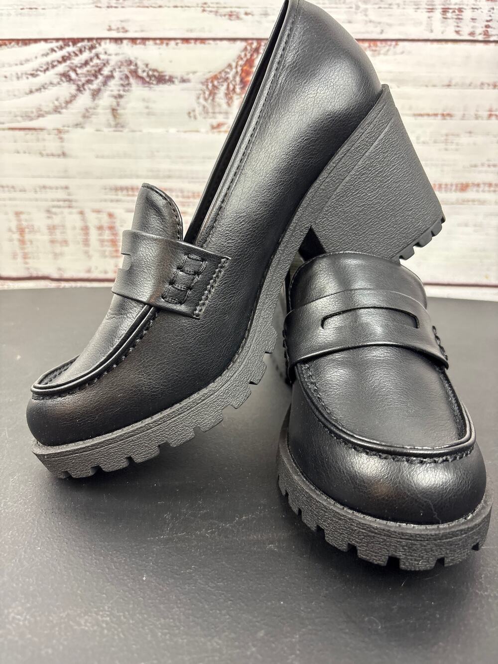 SODA Black Platform Loafers "Keys" NEW IN Box High Block Heel Womens Size 8M